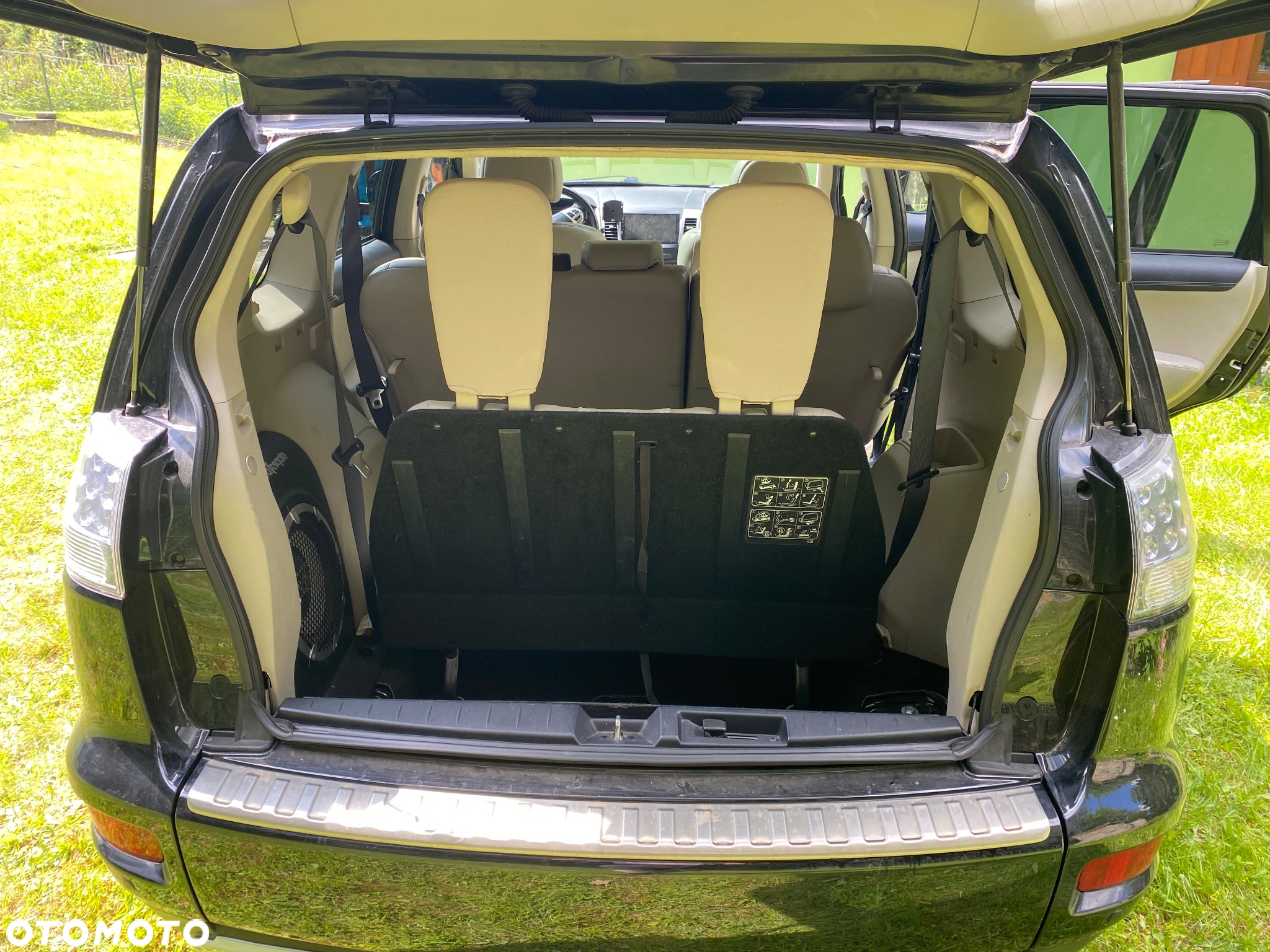 Mitsubishi Outlander - 18