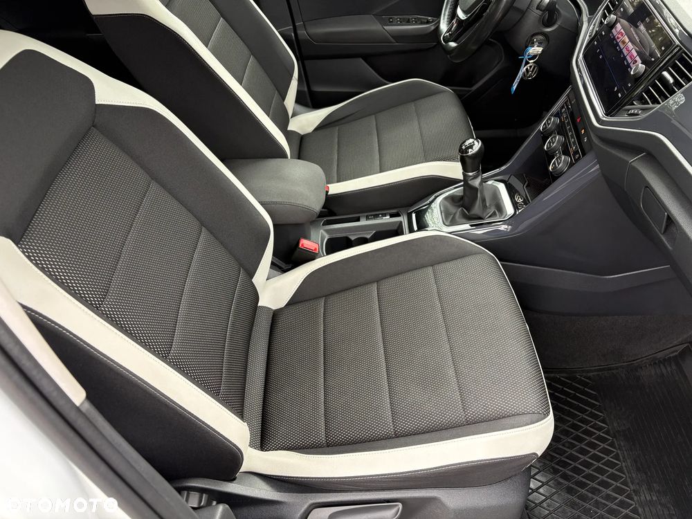 Volkswagen T-Roc 1.5 TSI ACT Premium - 21