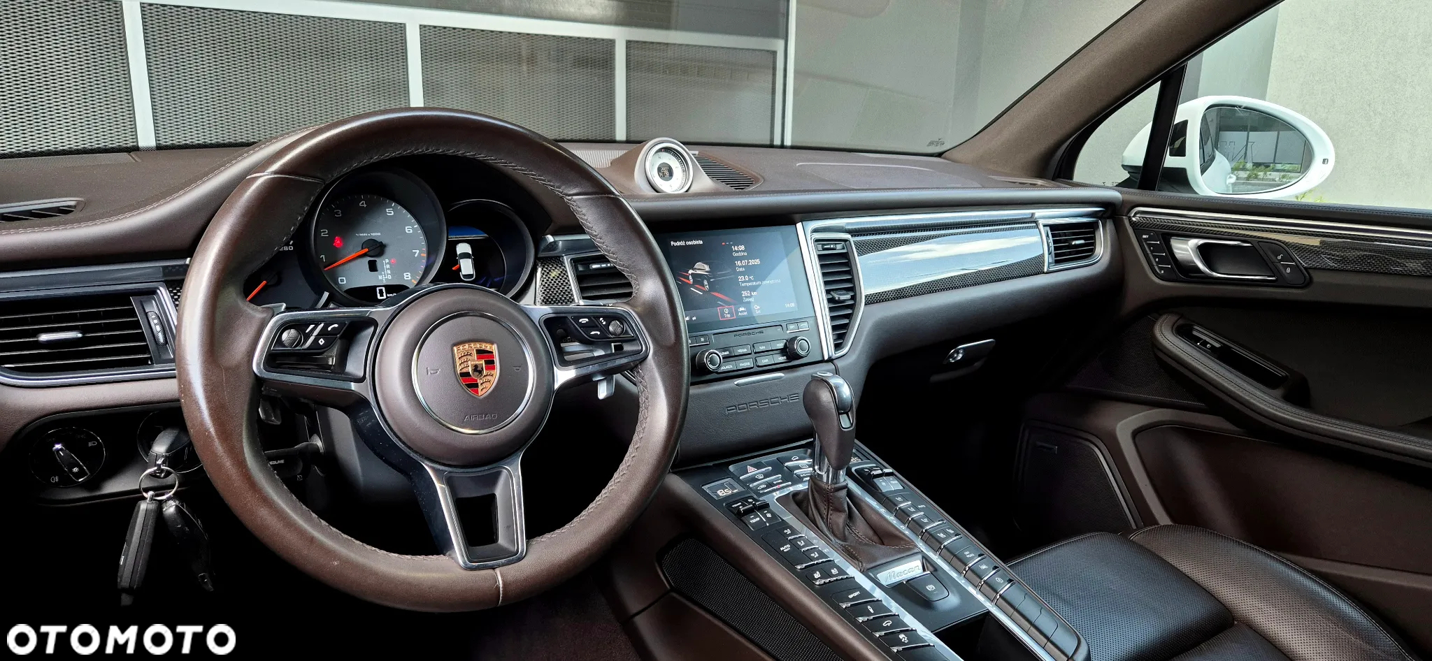 Porsche Macan S - 31