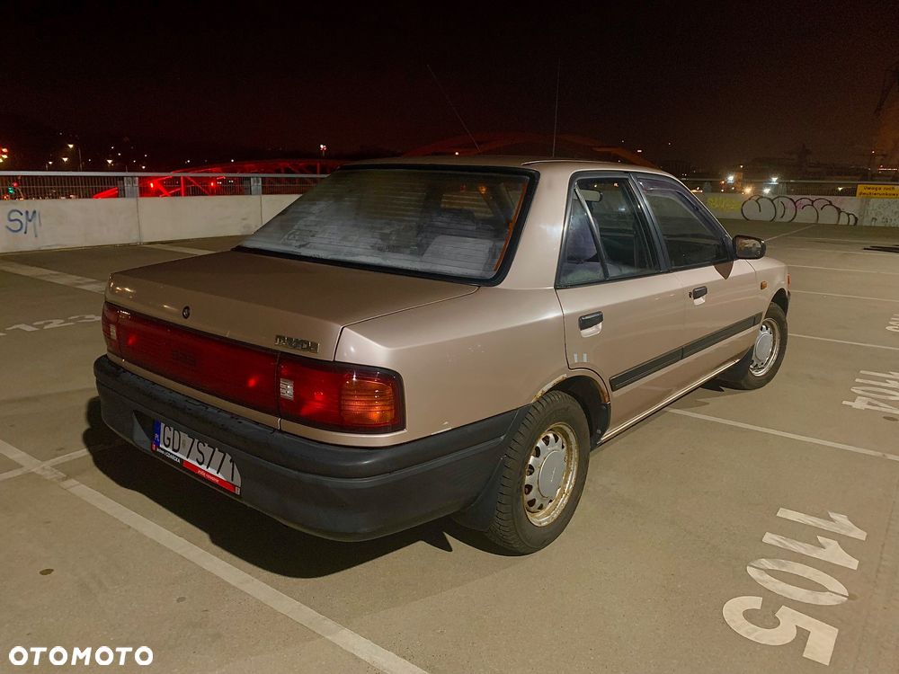 Mazda 323 1.6 GLX - 6
