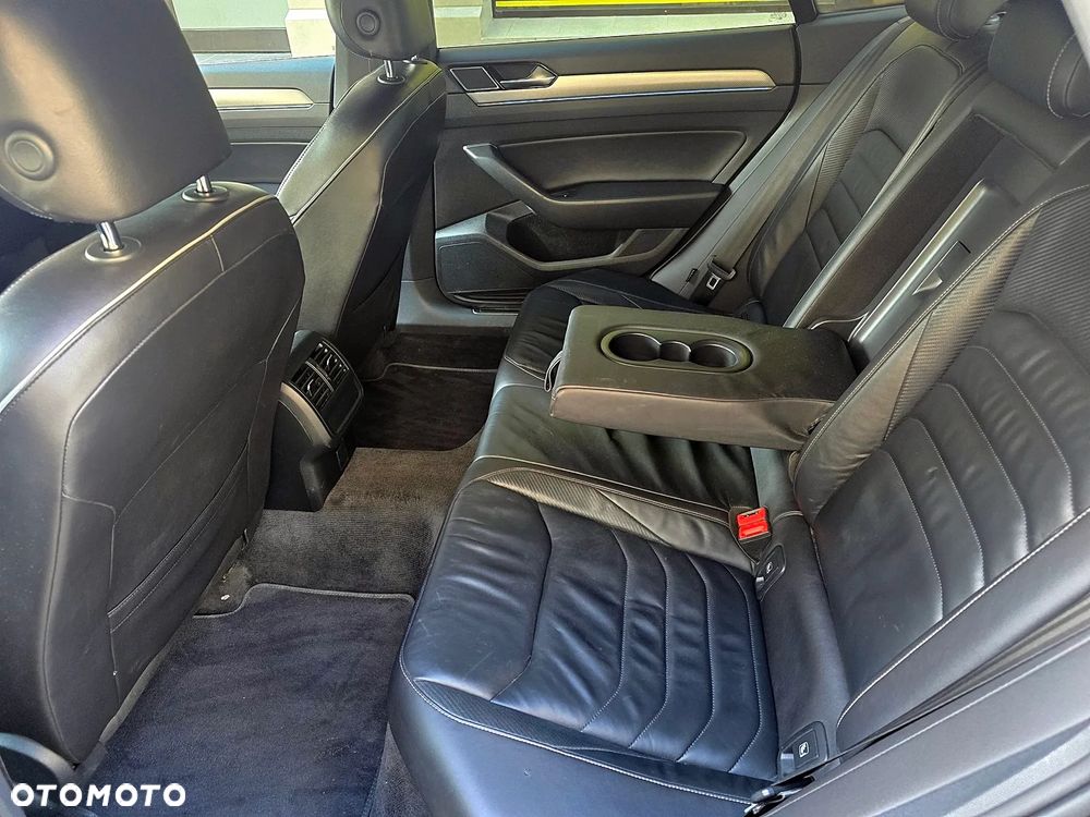 Volkswagen Arteon 2.0 TSI R-Line DSG - 9