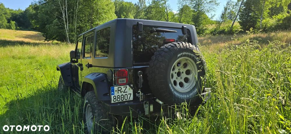 Jeep Wrangler - 4
