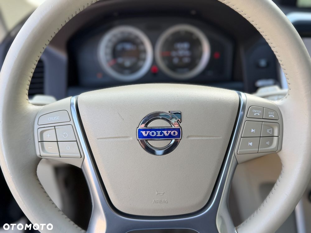 Volvo XC 60 2.4D Summum - 14