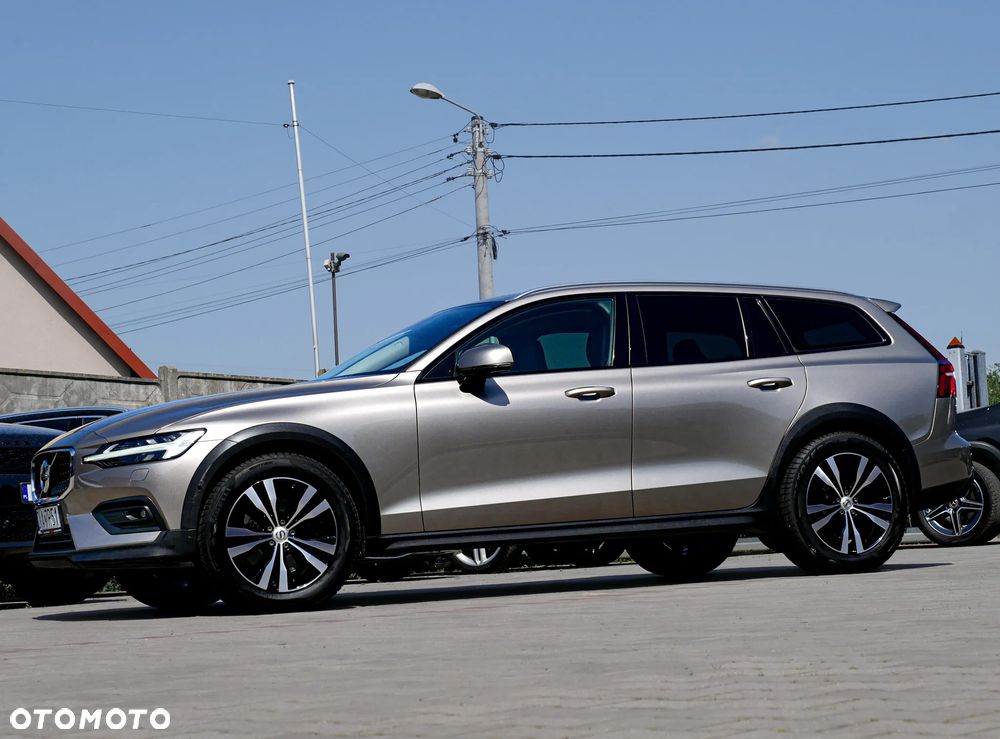 Volvo V60 Cross Country D4 AWD Geartronic Pro - 29