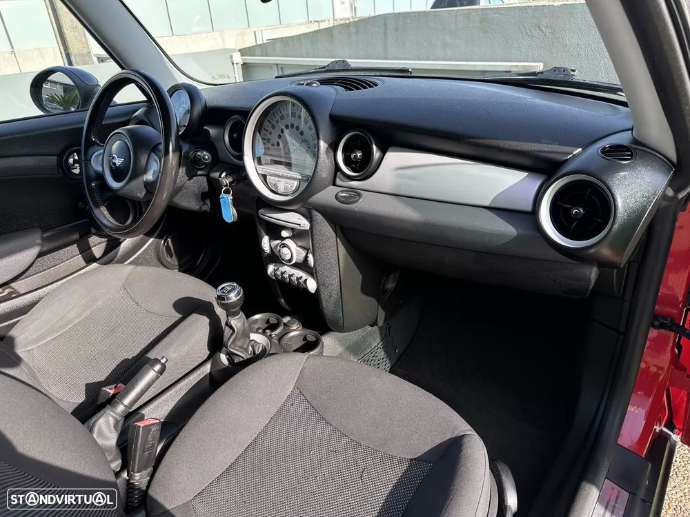 MINI 3 Portas One 1.4 - 40