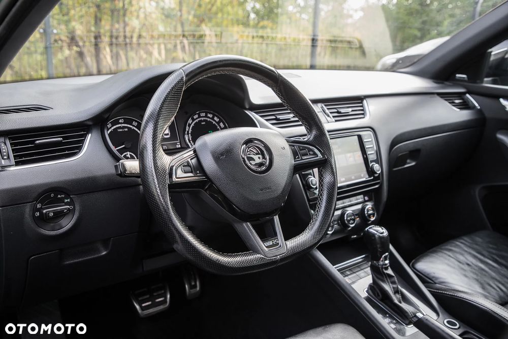 Skoda Octavia 2.0 TSI (Green tec) DSG RS - 13