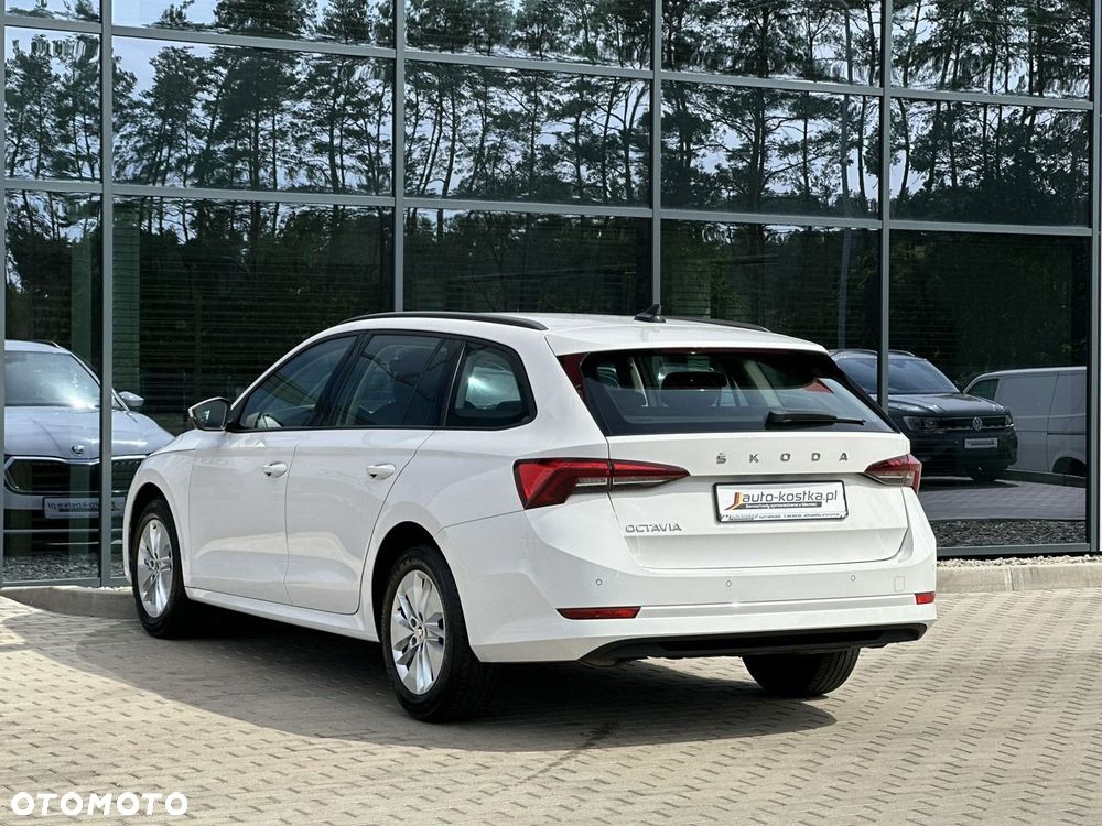 Skoda Octavia 2.0 TDI Ambition DSG - 7