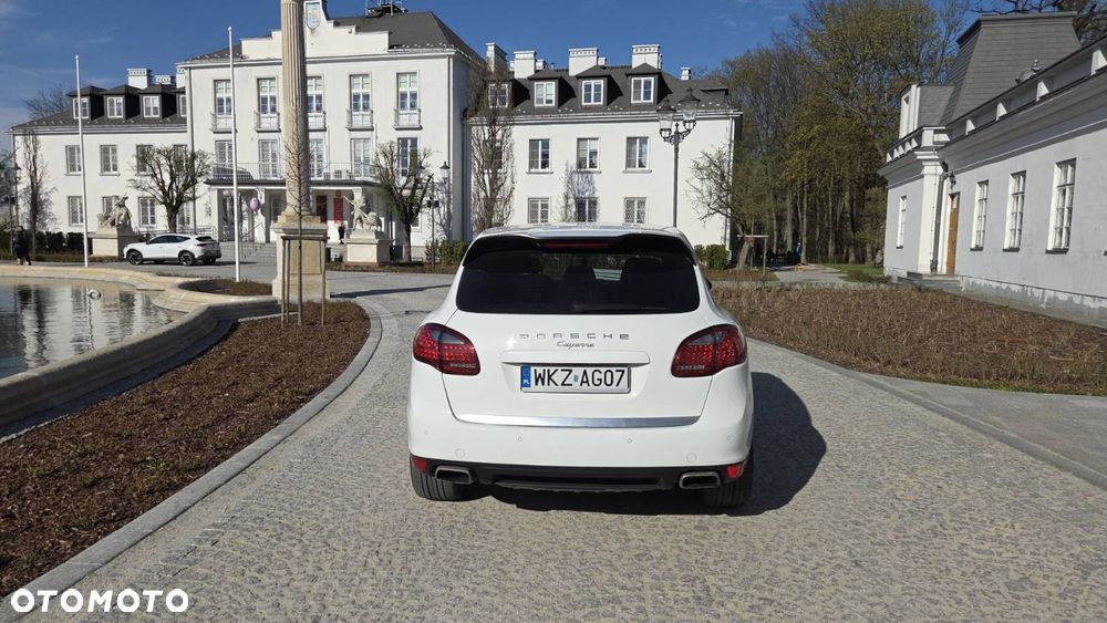 Porsche Cayenne S - 2