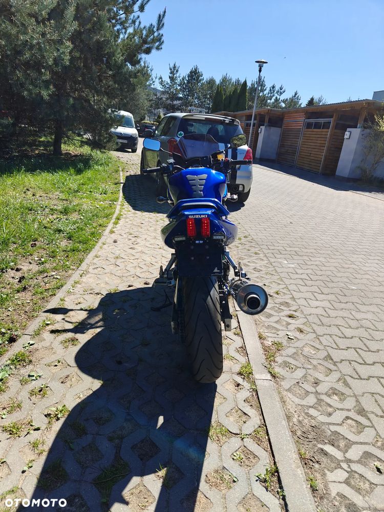 Suzuki SV - 4