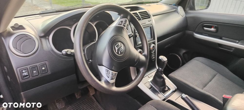 Suzuki Grand Vitara - 3