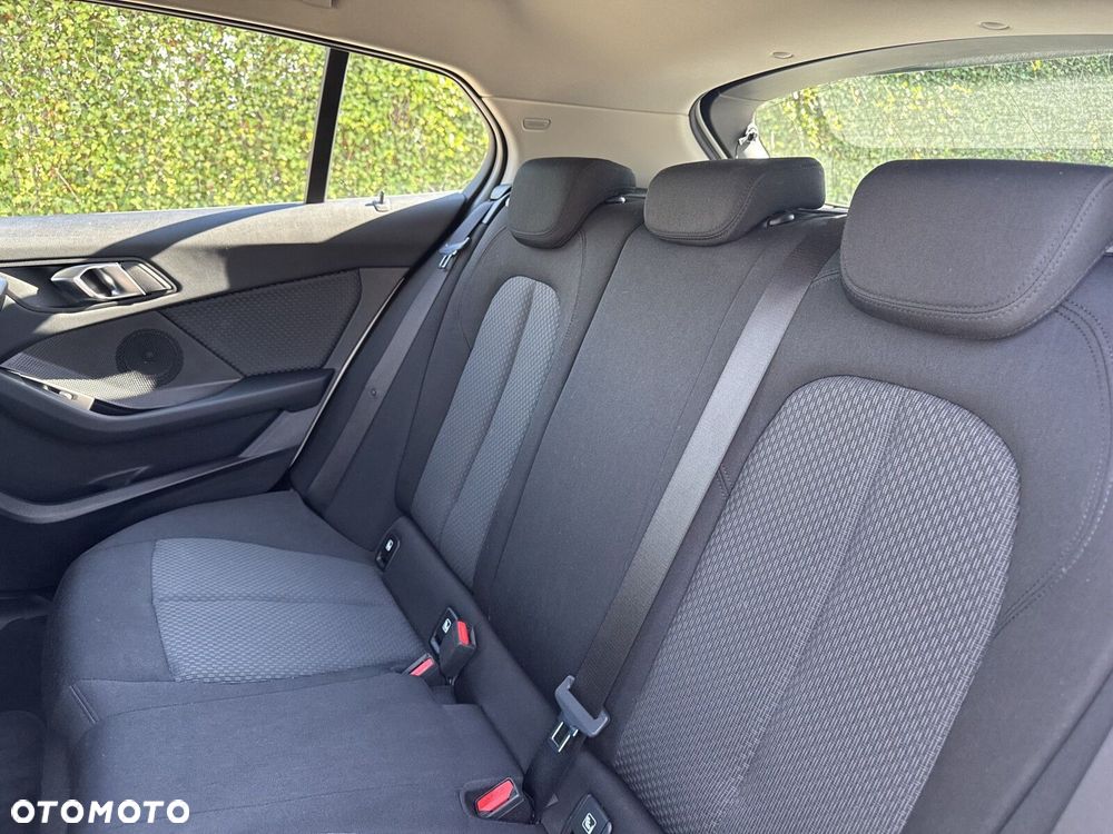 BMW Seria 1 118i Advantage - 18