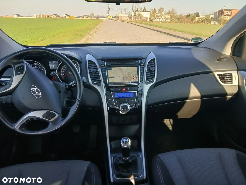 Hyundai i30 1.6 GDI Premium - 38