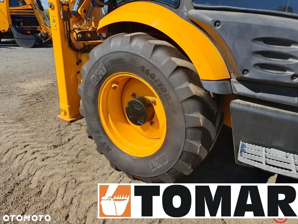 JCB MIDI CX  2013r - 12