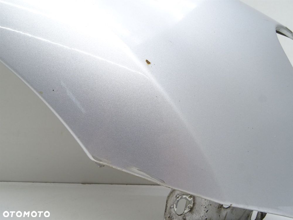 Błotnik prawy przód przedni prawa la7w 5l0821162 skoda yeti i 5l - 5