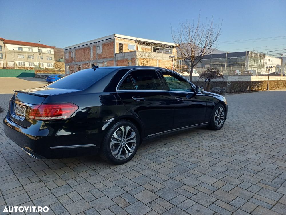Mercedes-Benz E 220 BlueTEC 4MATIC - 13