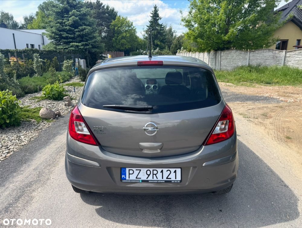 Opel Corsa 1.4 16V 150 Jahre - 5