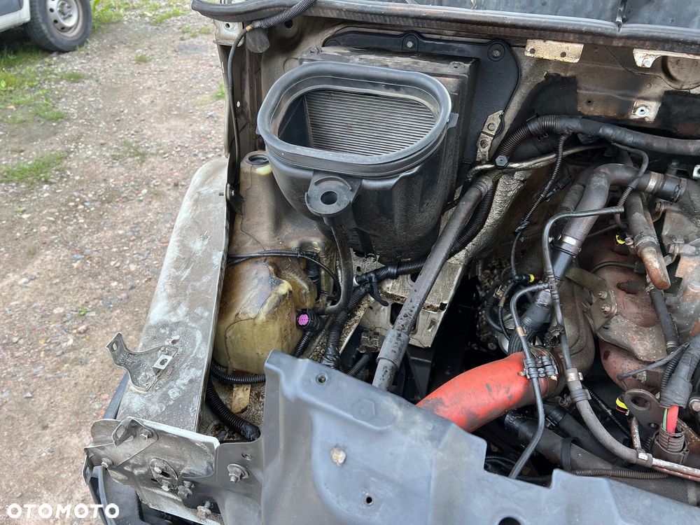 Karoseria tył bok słupek ćwiartka części iveco daily V po 2014r - 5