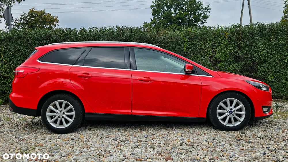 Ford Focus 1.5 EcoBlue Start-Stopp-System TITANIUM - 5