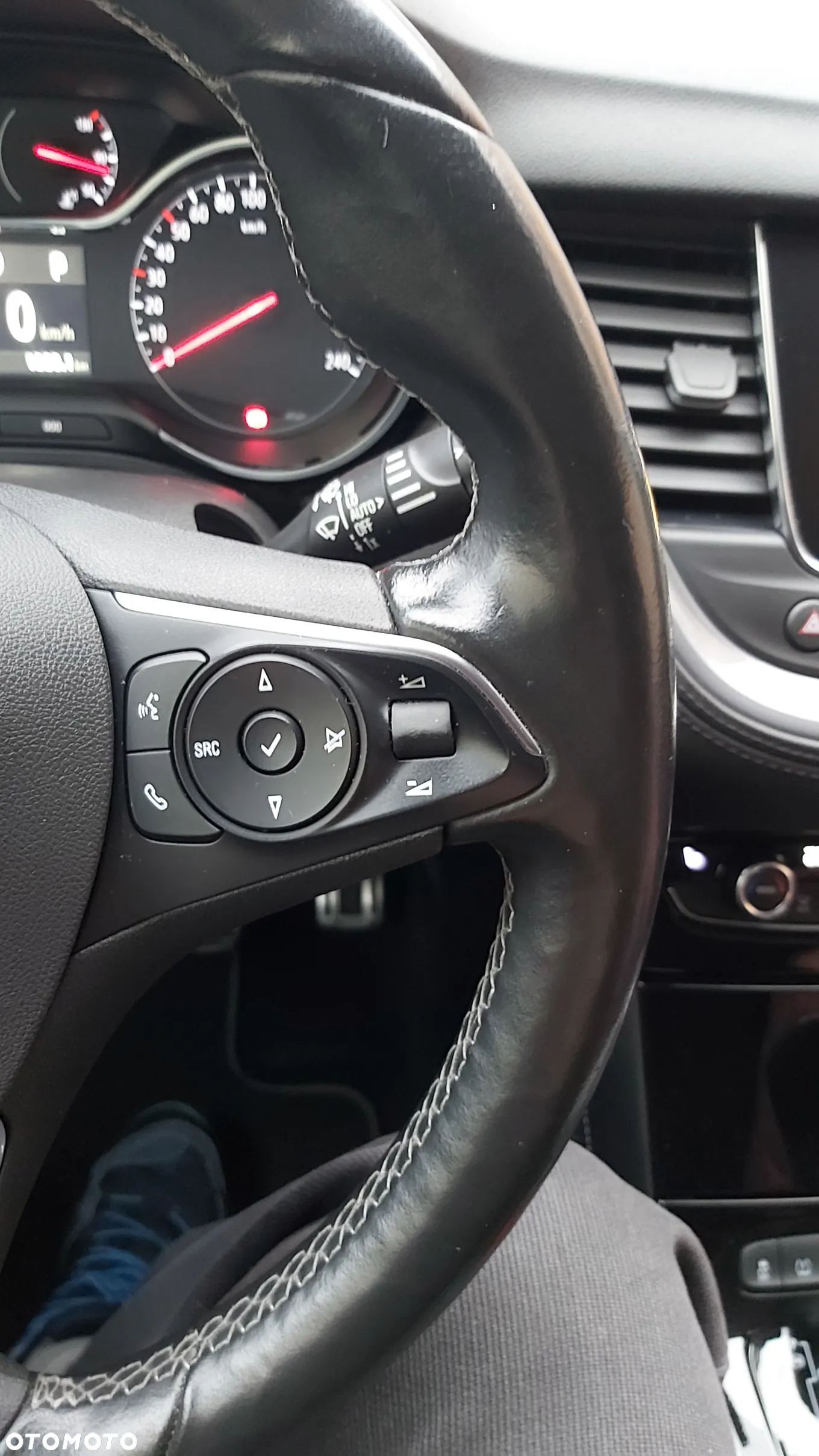 Opel Grandland X 1.2 T GPF Innovation S&S - 13