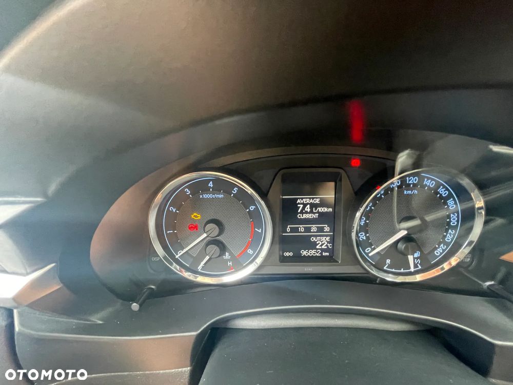 Toyota Corolla 1.6 Prestige EU6 - 18