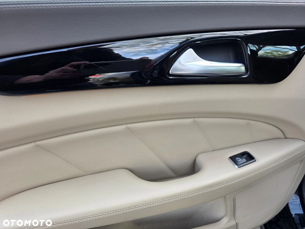 Mercedes-Benz CLS 250 CDI BlueEff - 25