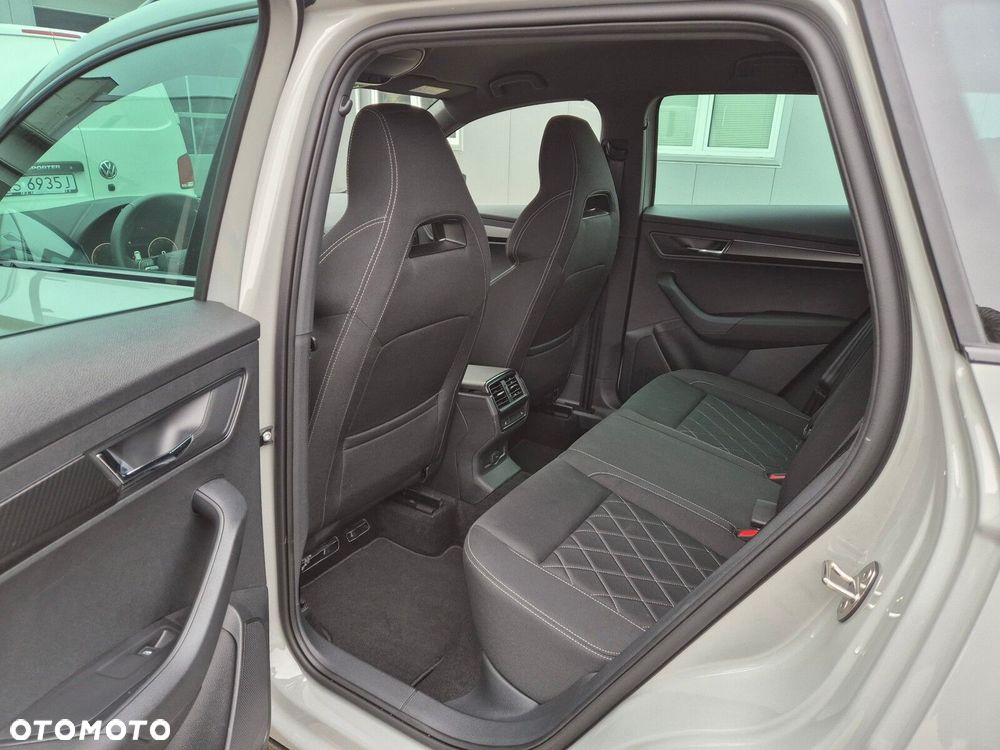 Skoda Karoq 1.5 TSI ACT Sportline DSG - 11