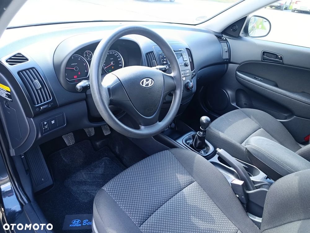 Hyundai i30 1.6 CRDi Comfort - 13
