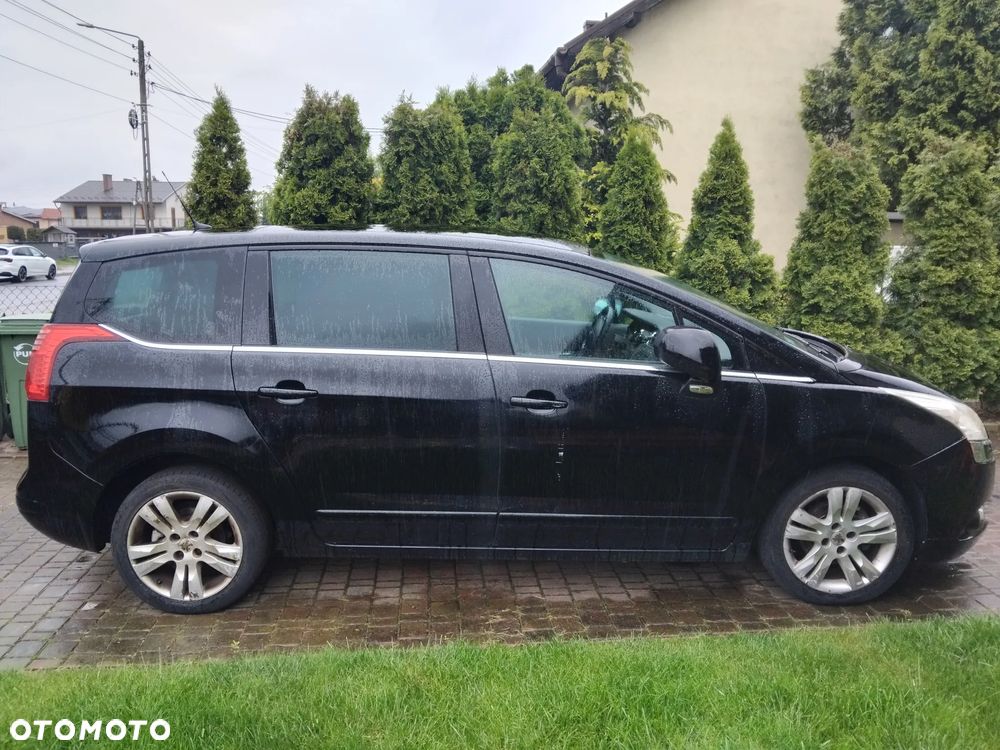 Peugeot 5008 1.6 HDi Active - 1