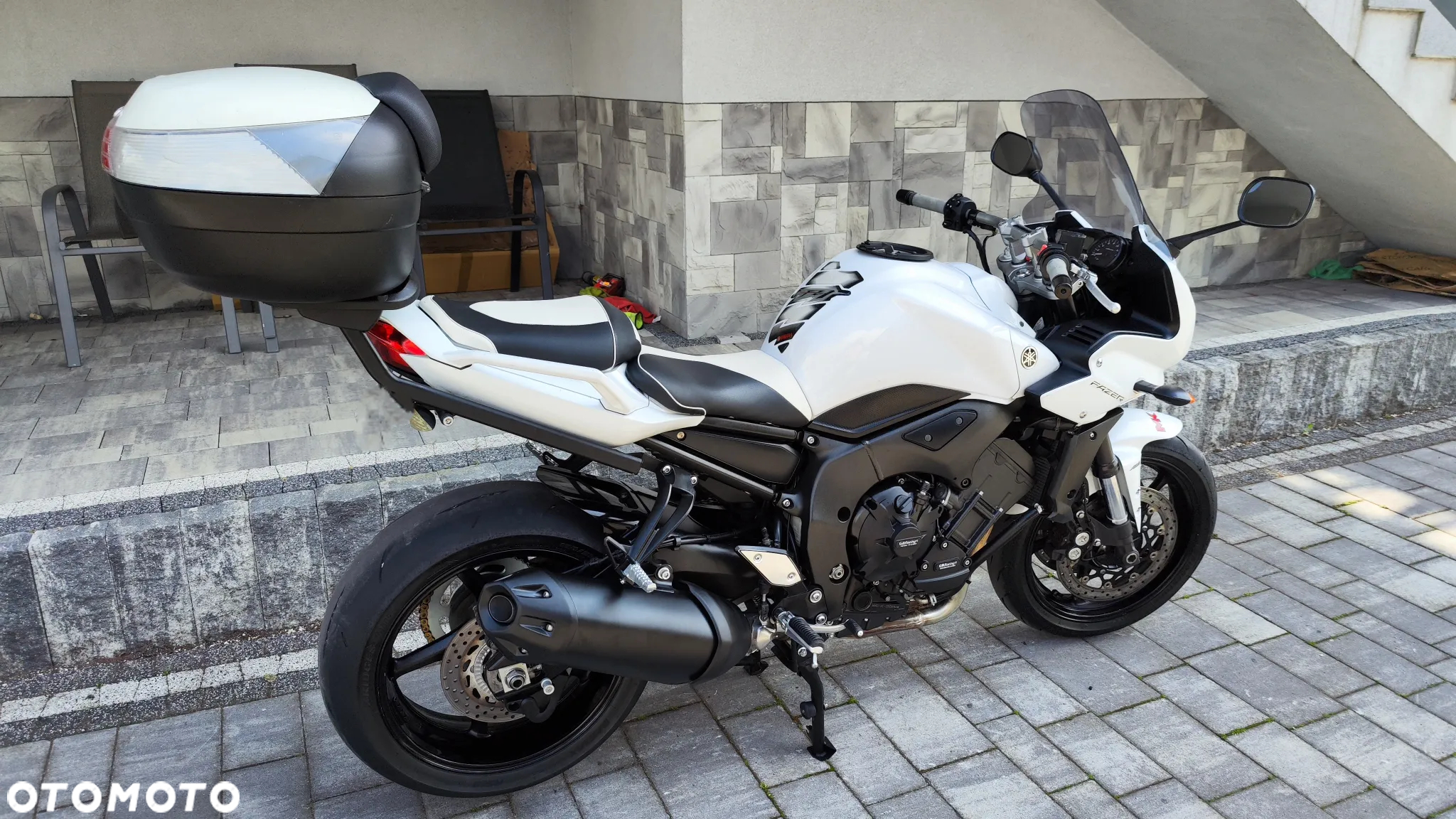 Yamaha FZS - 7
