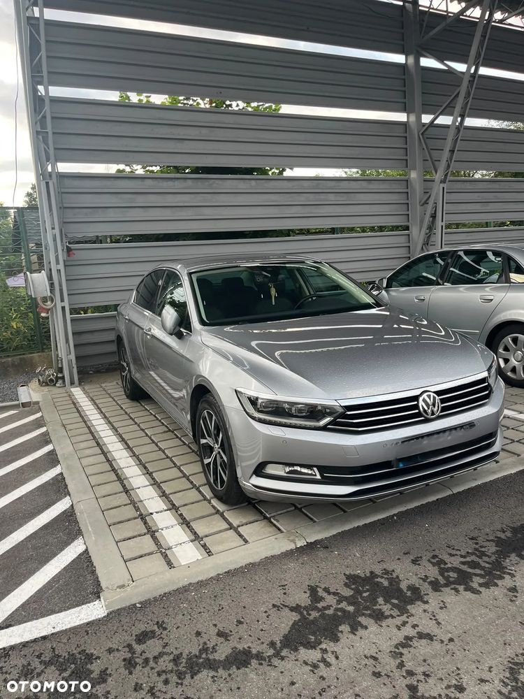 Volkswagen Passat 2.0 TDI SCR Highline DSG - 6