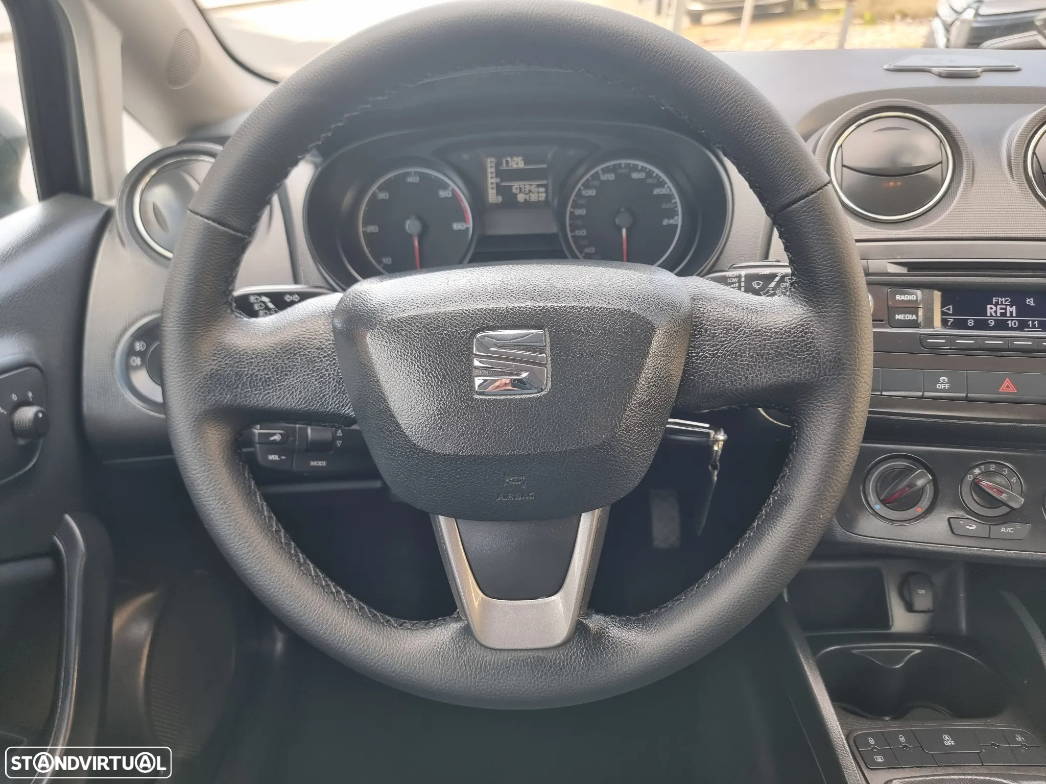 SEAT Ibiza 1.2 TDi I-Tech - 11