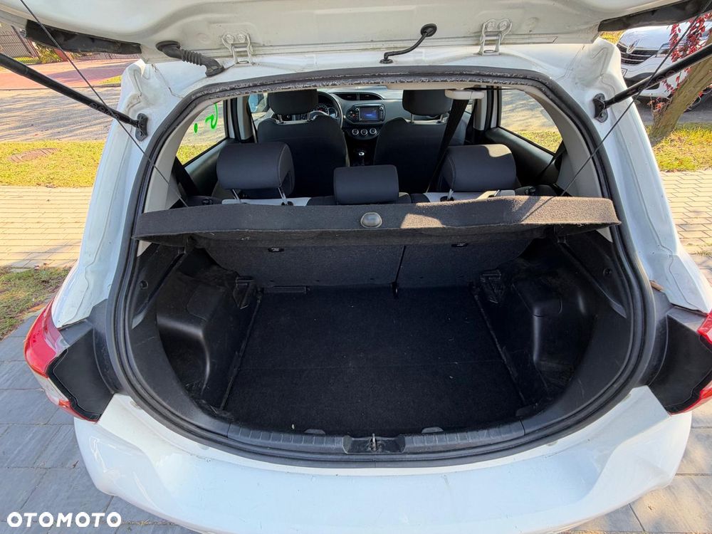 Toyota Yaris - 23
