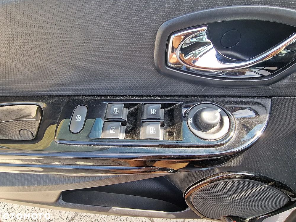 Renault Clio 1.5 dCi Alize - 12