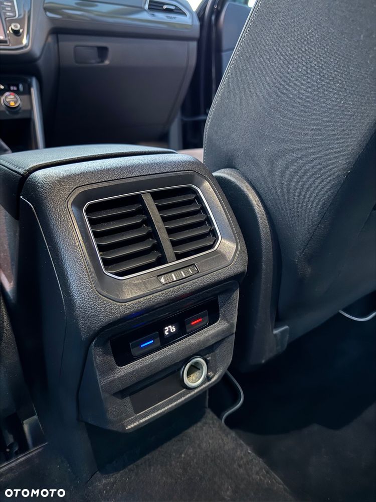 Volkswagen Tiguan - 26