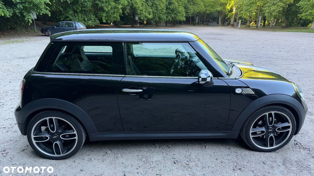 MINI ONE - 8