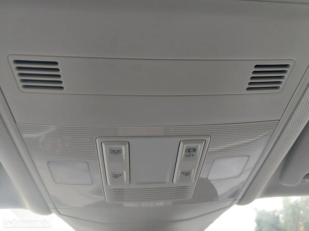 VW T-Cross 1.0 TSI Life - 26