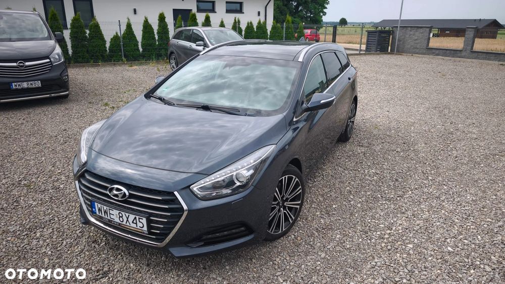 Hyundai i40 Kombi 2.0 Automatik Premium - 32