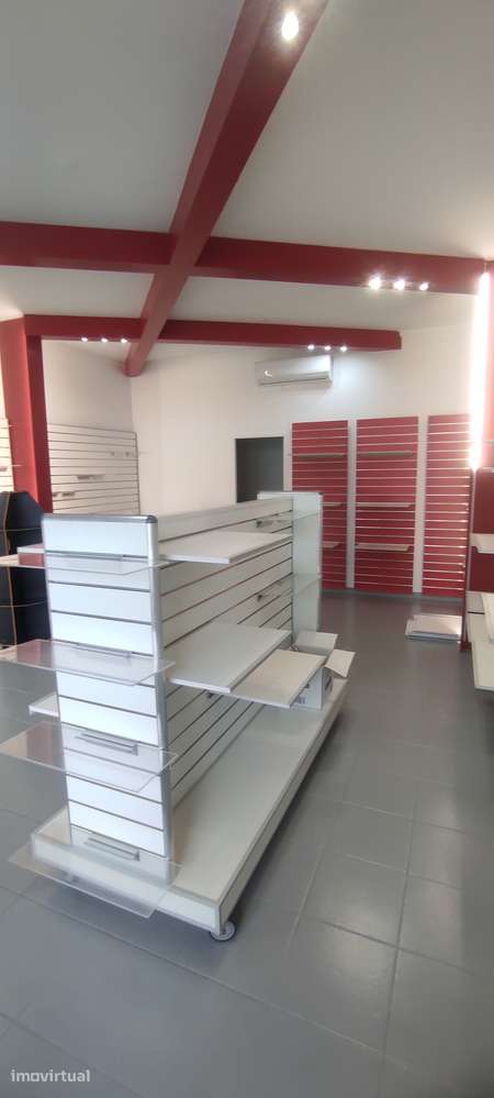 IMÒVEL Comercial em Braga / Carandá - Grande imagem: 2/5