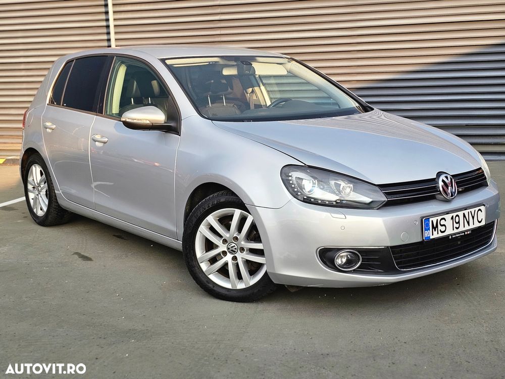 Volkswagen Golf 2.0 TDI DPF DSG Highline - 1