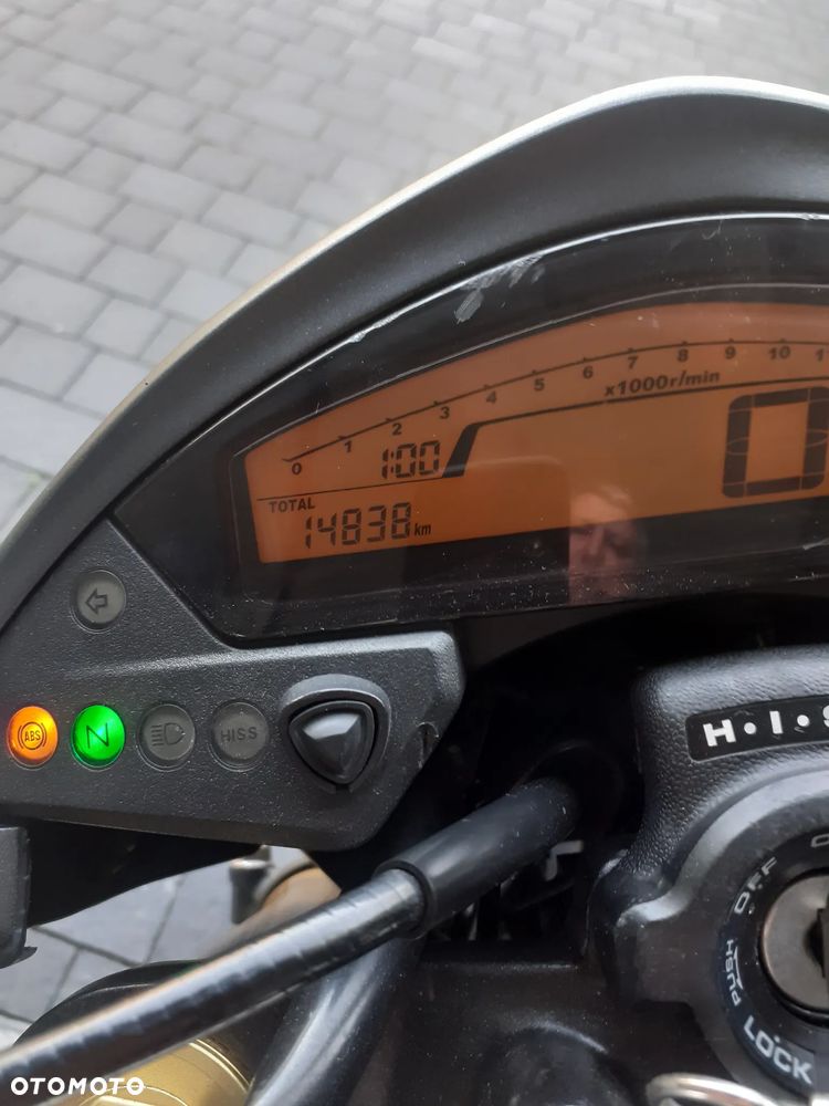 Honda Hornet - 32