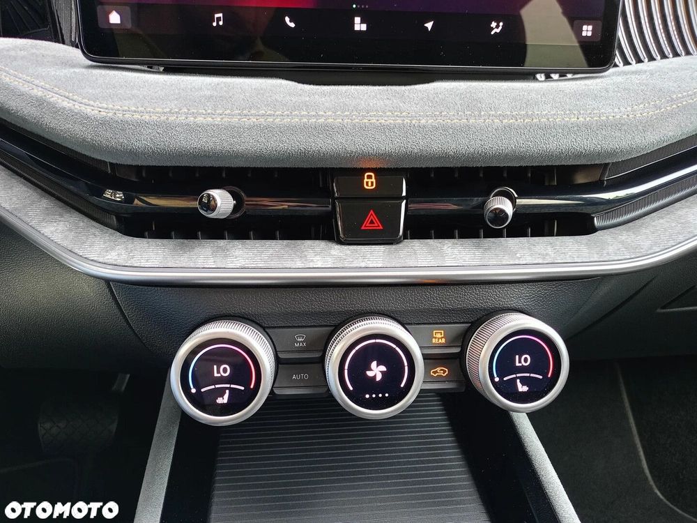 Skoda Superb 1.5 TSI mHEV Selection DSG - 19