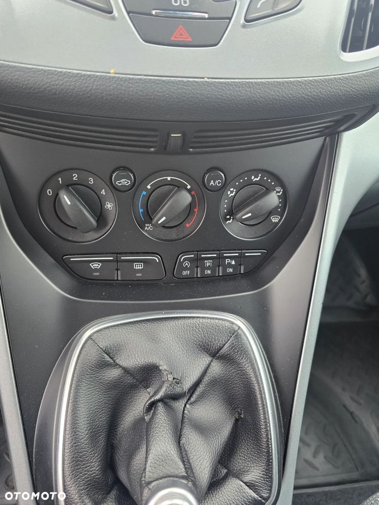 Ford C-MAX 1.6 TDCi Titanium - 24