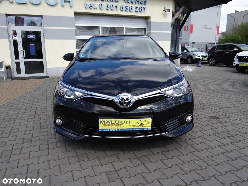 Toyota Auris 1.2 Turbo Team Deutschland - 8