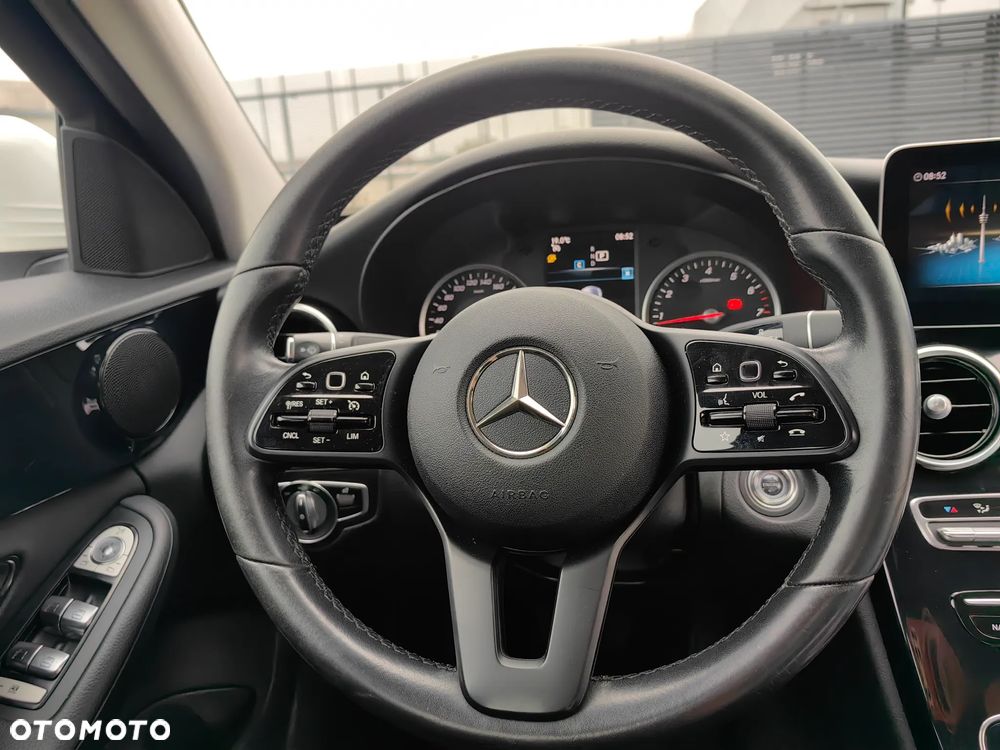 Mercedes-Benz Klasa C 160 Business Edition 9G-TRONIC - 22