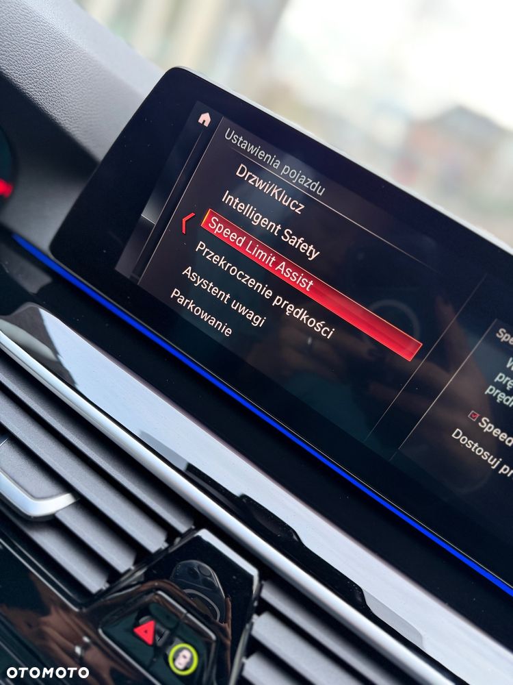 BMW Seria 5 530d Sport Line sport - 12