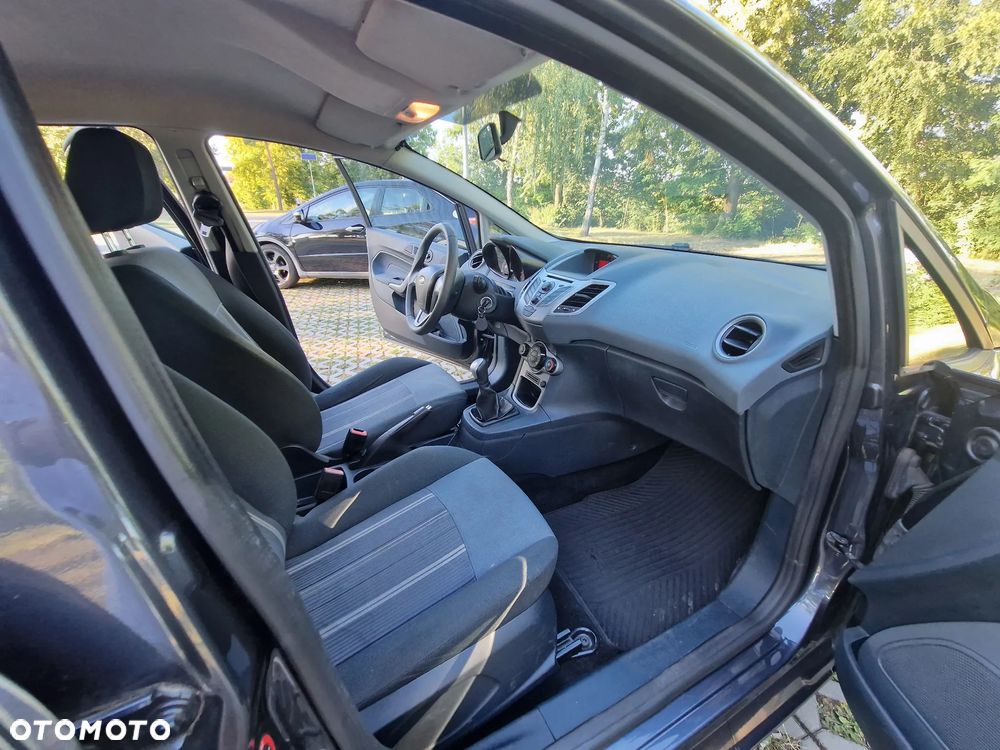 Ford Fiesta 1.25 Trend - 17