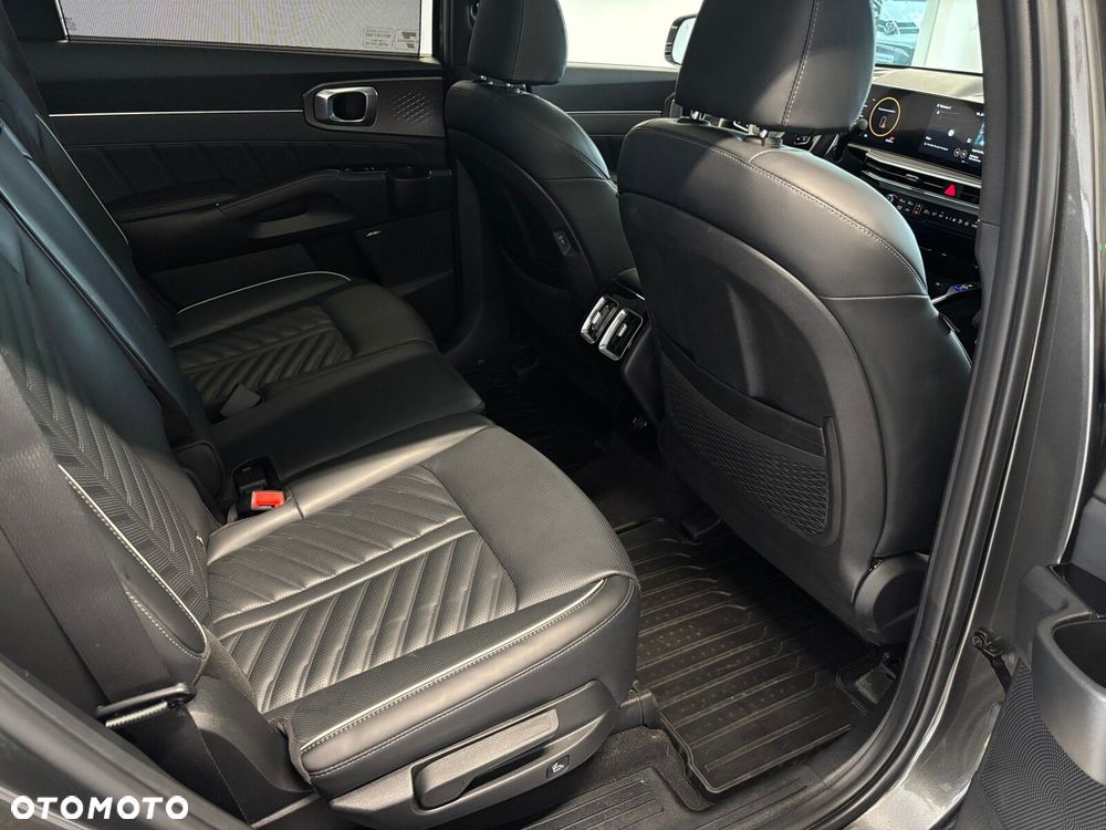 Kia Sorento - 13