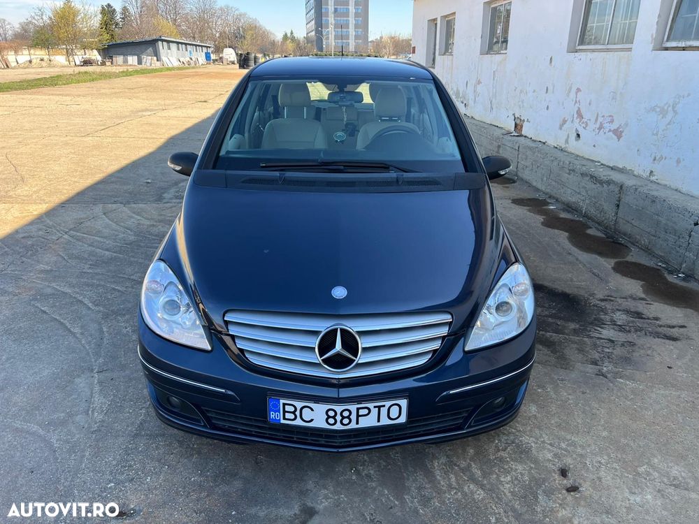 Mercedes-Benz B 180 - 9