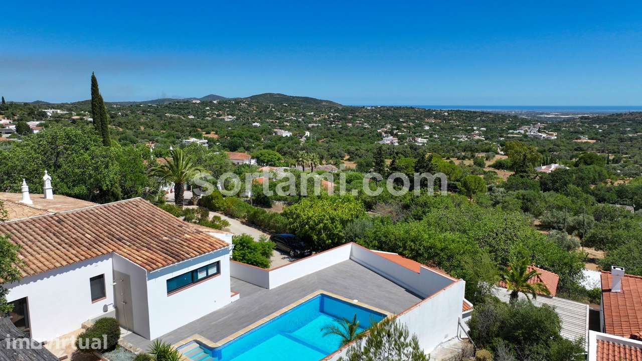 Moradia Isolada T3 Venda em Santa Bárbara de Nexe,Faro - Grande imagem: 2/53