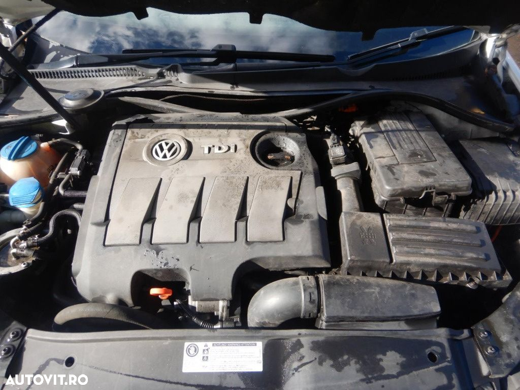 Far dreapta Volkswagen Golf 6 2010 BREAK 1.6 TDI - 2